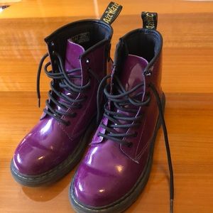Kids Dr. Martens Delaney Boots
